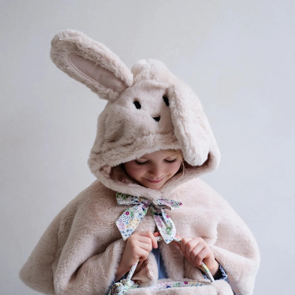 MIMI & LULA Hasen Umhang - Nook' d' Mel - Kinder Concept Store